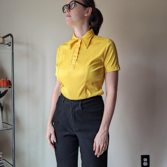 Vintage 70s Tarvi Yellow Half-Button Polyester Tennis Polo - Picture 2 of 8